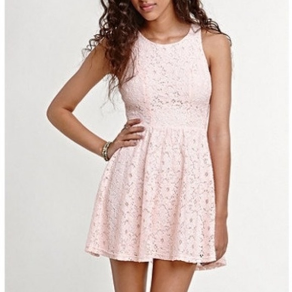 Kirra Dresses & Skirts - Kirra Pink Floral Lace Mini Skater Dress